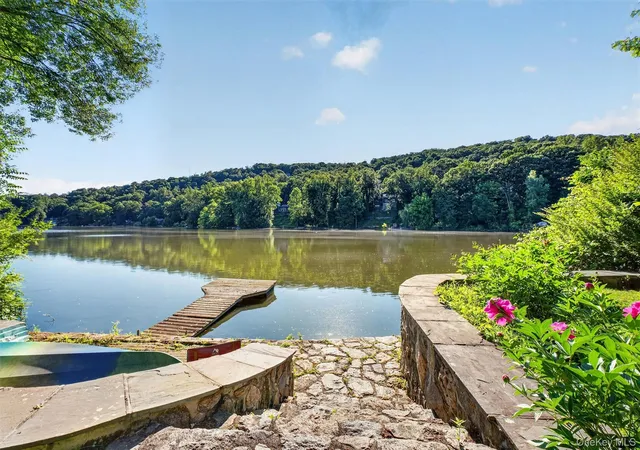 Single family home for sale at 51 Lake Dr, Putnam Valley, NY 10537 | MLS# 1002738
