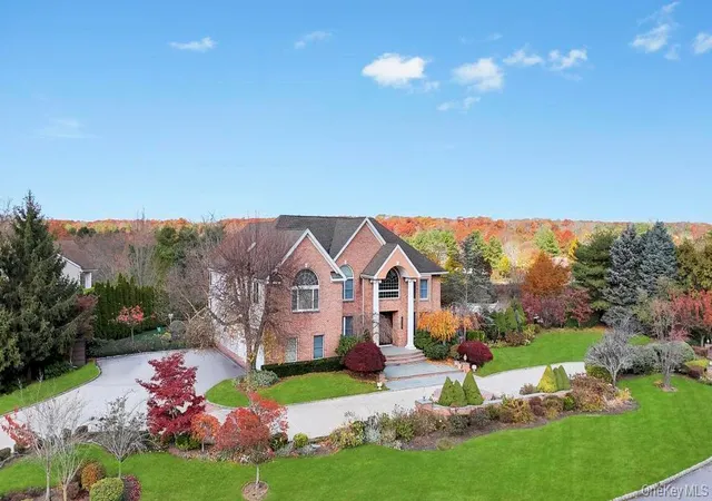 2nd image of 2 Old Bridge Ct, Melville, NY 11747 | MLS# 1002761