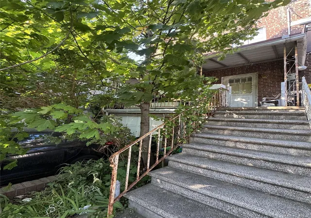 2nd image of 1238 Bradford Ave, Bronx, NY 10461 | MLS# 1002765