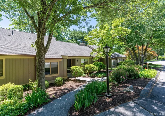2nd image of 293 Heritage Hls #B, Somers, NY 10589 | MLS# 1002773