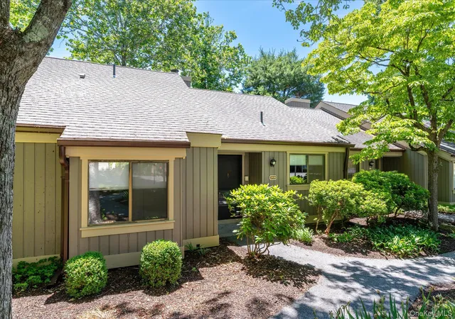3rd image of 293 Heritage Hls #B, Somers, NY 10589 | MLS# 1002773