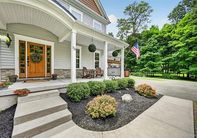 2nd image of 220 Bay View Ave, Cornwall, NY 12520 | MLS# 1002788