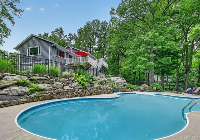 Photo 3 of Single family home for sale at 8 Mountain Brk Rd, Cornwall, NY 12518 | MLS# 1002789 | Listing updated on 2026-08-20