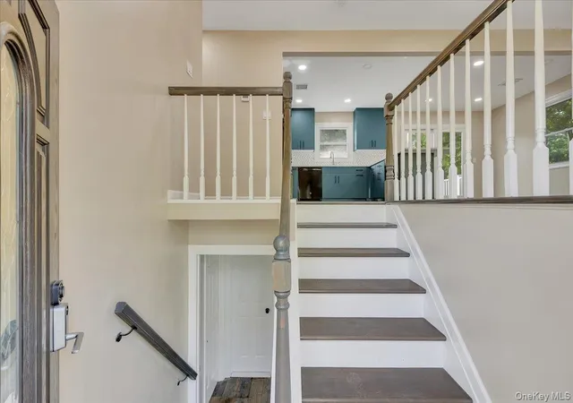 Photo 4 of Single family home for sale at 513 Canada St, Lake George, NY 12845 | MLS# 1002811 | Listing updated on 2026-07-08