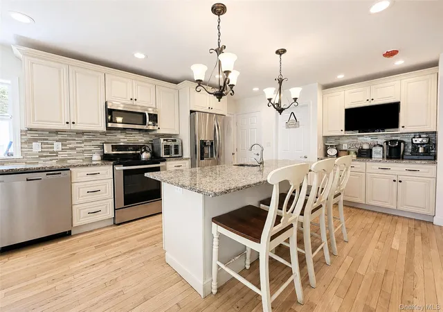 1st image of 30 Park Ave, Brookhaven, NY 11967 | MLS# 1002824
