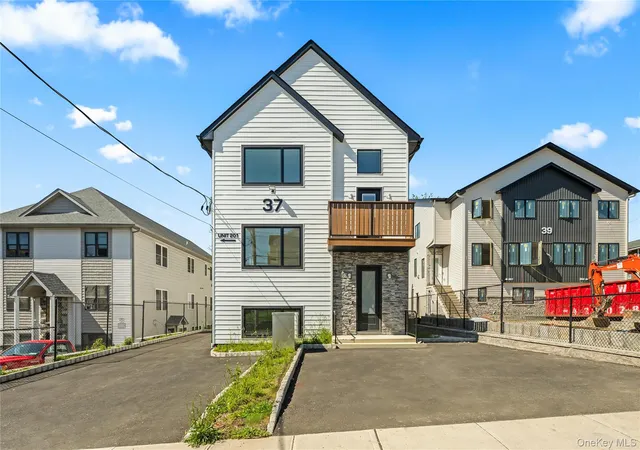 1st image of 37 Ewing Ave #202, Spring Valley, NY 10977 | MLS# 1002834