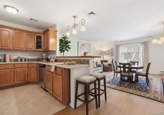 2nd image of 100 Daly Blvd #2403, Oceanside, NY 11572 | MLS# 1002841