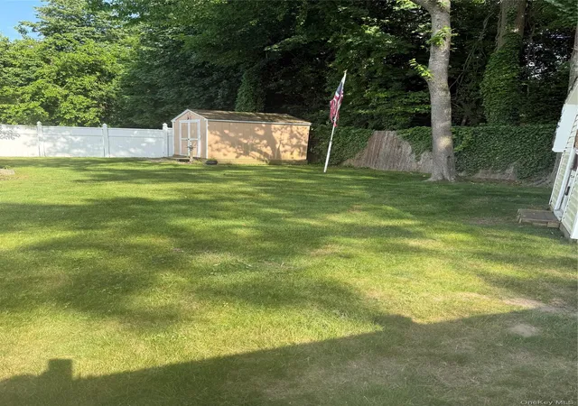 28th image of 52 Kime Ave, North Babylon, NY 11703 | MLS# 1002870