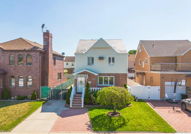 1st image of 76 11 173rd St, Fresh Meadows, NY 11366 | MLS# 1002907
