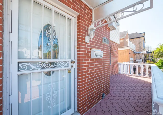 4th image of 76-11 173Rd St, Fresh Meadows, NY 11366 | MLS# 1002907