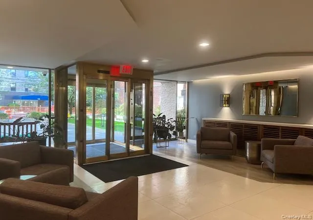 Homes for sale in Greenburgh, NY | 120 E Hartsdale Ave #1R, Greenburgh, NY 10530 | MLS# 1002931