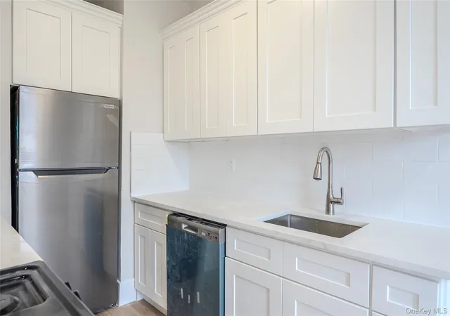 Photo 4 of House for sale at 155-17 Sanford Ave #5B, New York, NY 11355 | MLS# 1002941 | Listing updated on 2026-09-29