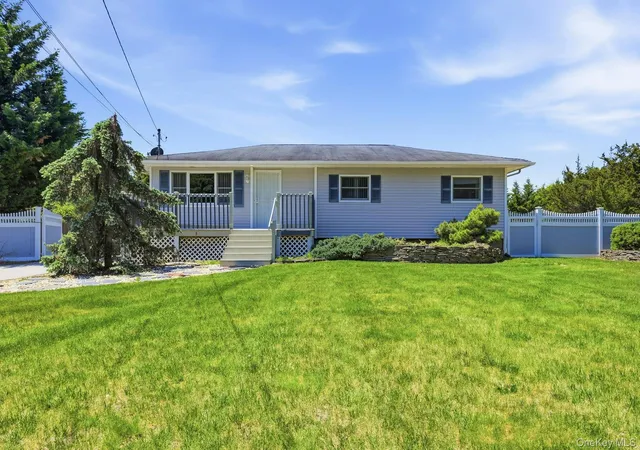 Photo 3 of Sale Pending at 1072 Connetquot Ave, Central Islip, NY 11722 | MLS# 1002946 | Listing updated on 2026-09-19