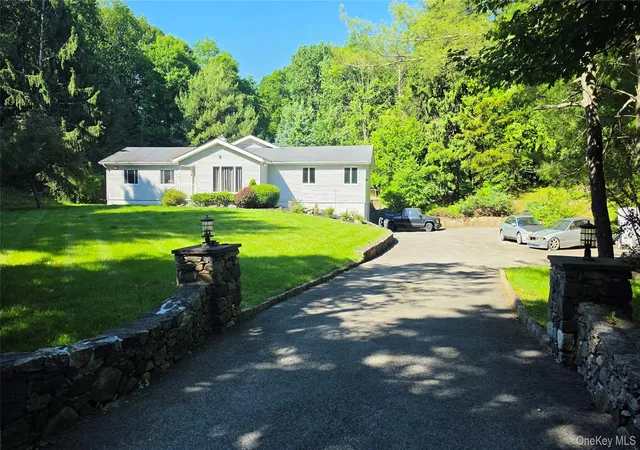 Homes for sale in Ossining, NY | 54 Allapartus Rd, Ossining, NY 10562 | MLS# 1002953
