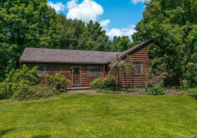 Homes for sale in Yorktown, NY | 538 Croton Heights Rd, Yorktown, NY 10598 | MLS# 1002962