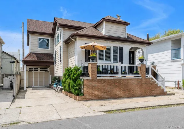 Homes for sale in Long Beach, NY | 125 Taft Ave, Long Beach, NY 11561 | MLS# 1002963