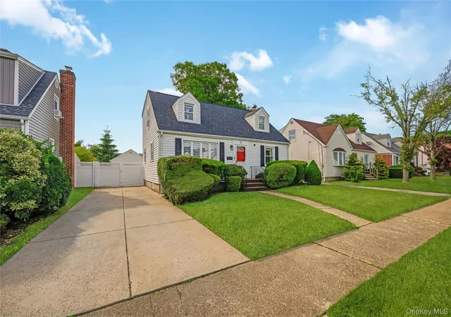 2nd image of 81 Todd Rd, Hempstead, NY 11580 | MLS# 1002971
