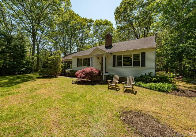 2nd image of 179 Dix Hills Rd, Dix Hills, NY 11746 | MLS# 1002972