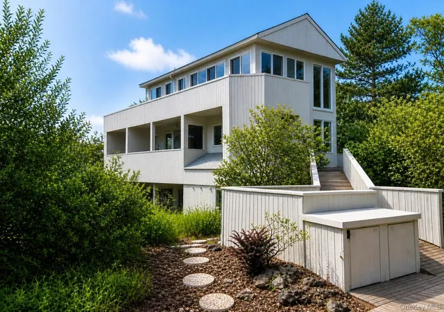 Photo 1 of Sale Pending at 216 Broadway, Islip, NY 11706 | MLS# 1002978 | Listing updated on 2026-07-29