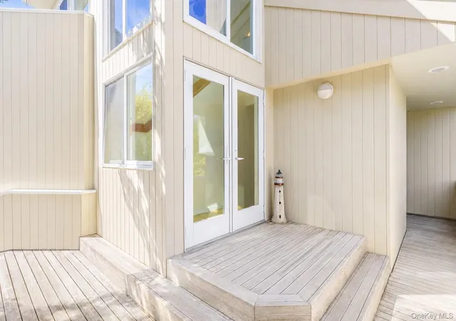Photo 4 of Sale Pending at 216 Broadway, Islip, NY 11706 | MLS# 1002978 | Listing updated on 2026-07-29