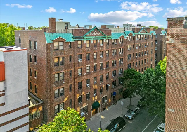 Homes for sale in New York, NY | 35 50 82nd St #1F, New York, NY 11372 | MLS# 1002983