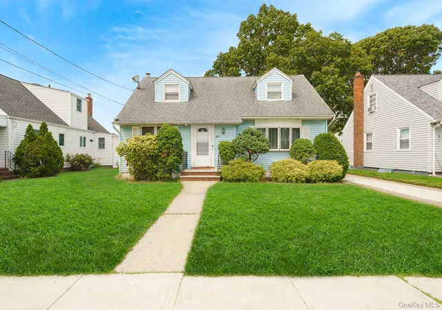 1st image of 87 E Fenimore St, Valley Stream, NY 11580 | MLS# 1002984