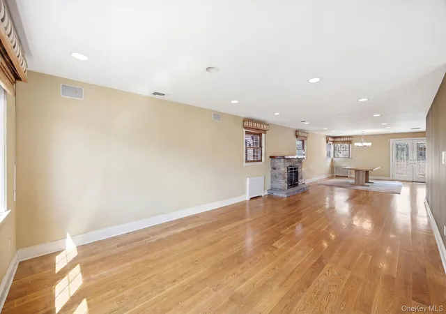 Photo 3 of Sale Pending at 98 19 160th Avenue, New York, NY 11414 | MLS# 1002986 | Listing updated on 2026-08-05