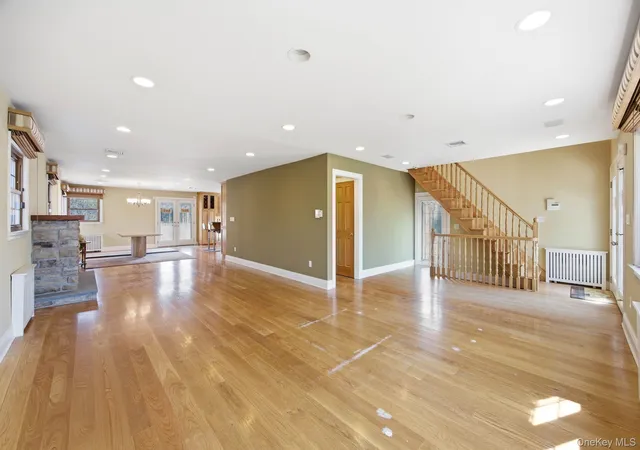 Photo 3 of Sale Pending at 98-19 160th Avenue, New York, NY 11414 | MLS# 1002986 | Listing updated on 2026-08-05
