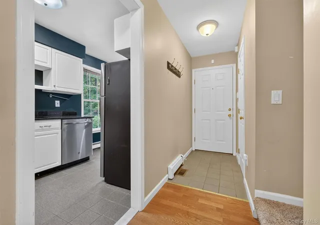 Homes for sale in Mount Kisco, NY | 300 West St #8, Mount Kisco, NY 10549 | MLS# 1002995