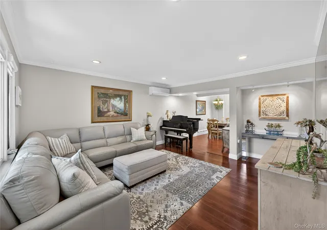 3rd image of 84 Wilson Blvd, New Hyde Park, NY 11040 | MLS# 1003000