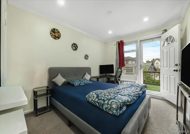 Listing Photo 5 - Condo for sale in building located at 8458 Little Neck Pkwy, New York, NY 11001