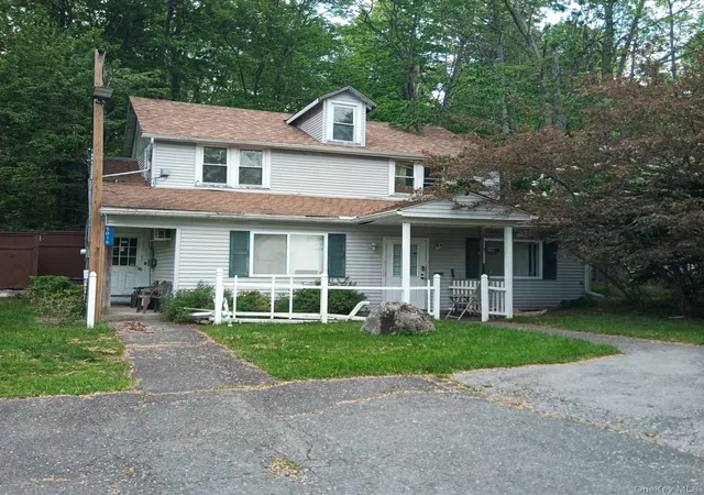 Homes for sale in Fallsburg, NY | 5017 S Fallsburg Main St, Fallsburg, NY 12779