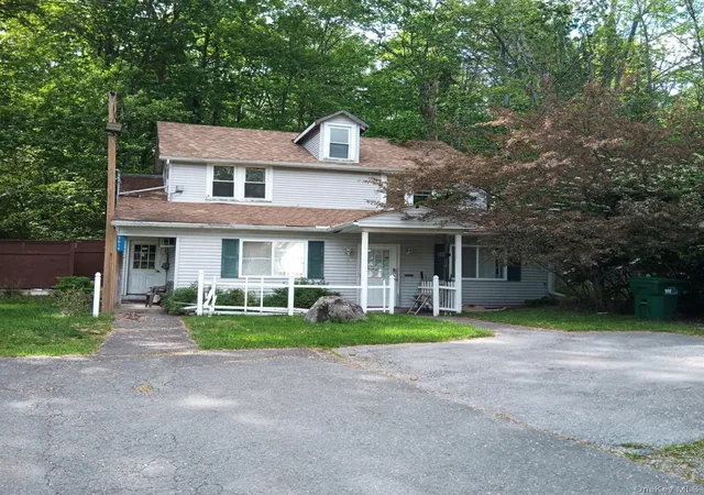 Homes for sale in Fallsburg, NY | 5017 S Fallsburg Main Street, Fallsburg, NY 12779 | Houzeo