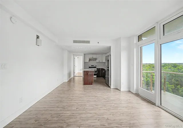 5th image of 65-18 Austin Sts #7H, Rego Park, NY 11374 | MLS# 1003056