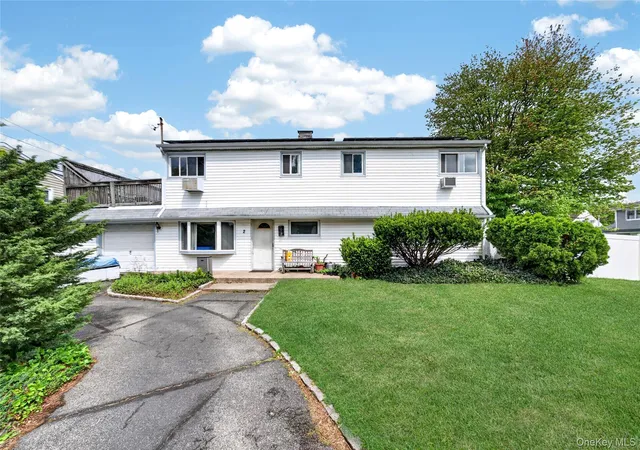Photo 1 of Sale Pending at 2 Dawn Ln, Oyster Bay, NY 11801 | MLS# 1003135 | Listing updated on 2026-09-19
