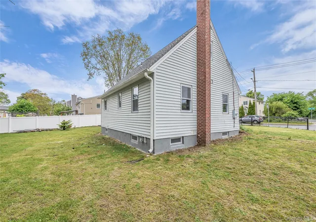 20th image of 466 44th St, Copiague, NY 11726 | MLS# 1003142