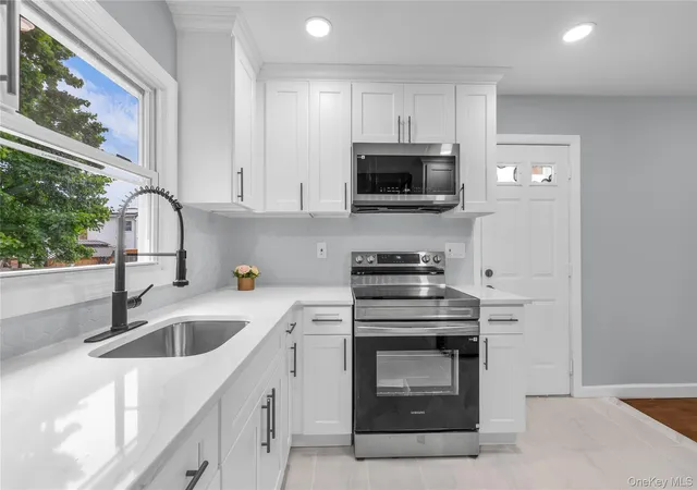 5th image of 466 44Th St, Copiague, NY 11726 | MLS# 1003142