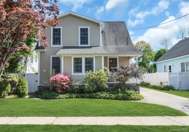 2nd image of 36 Richard Ave, Islip Terrace, NY 11752 | MLS# 1003159