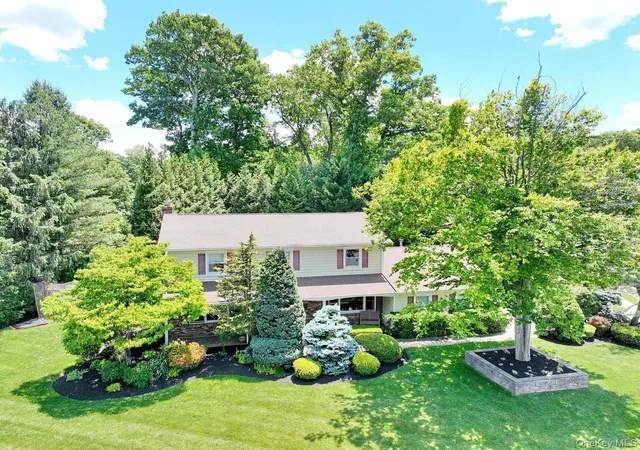 1st image of 4 Plum Ct, Nanuet, NY 10954 | MLS# 1003186