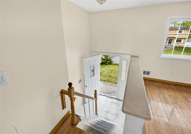 4th image of 19 Liberty Ave, Brookhaven, NY 11784 | MLS# 1003194
