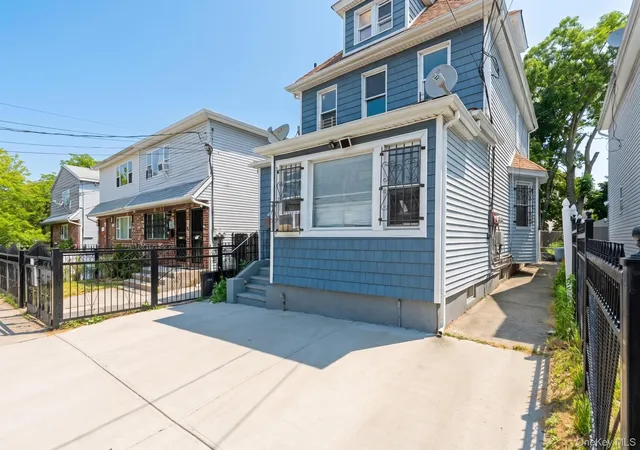 Homes for sale in New York, NY | 11417 159th St, New York, NY 11434 | MLS# 1003198