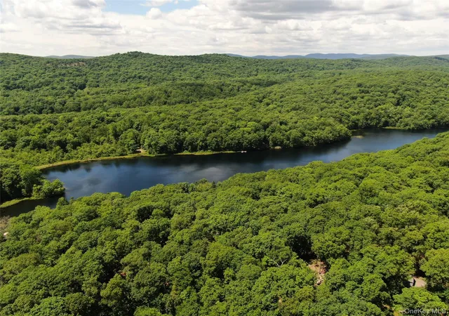 38th image of 82 Indian Lake Rd, Putnam Valley, NY 10579 | MLS# 1003201