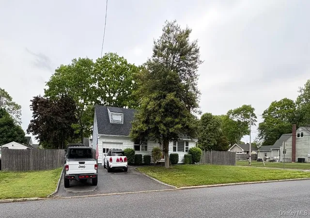 1st image of 388 1st Ave, Bayport, NY 11705 | MLS# 1003209