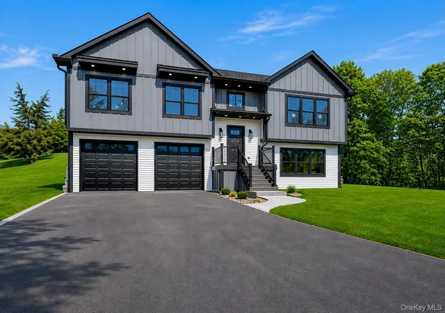 2nd image of 4 Corine Dr, Poughkeepsie, NY 12601 | MLS# 1003240