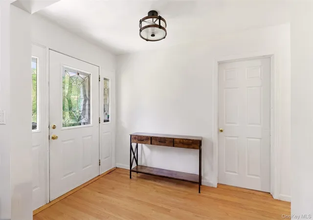 Photo 3 of Single family home for sale at 106 Vineyard Rd, Huntington, NY 11743 | MLS# 1003249 | Listing updated on 2026-08-06