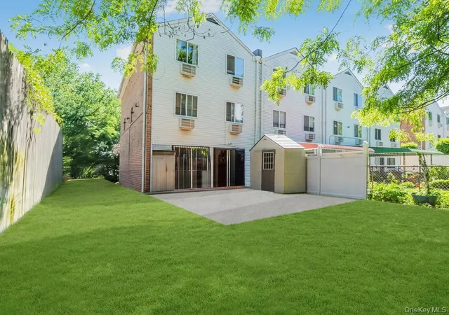 Photo 3 of Sale Pending at 3683 Boller Ave, Bronx, NY 10466 | MLS# 1003292 | Listing updated on 2026-08-07