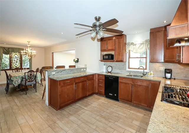 5th image of 114 Hilldale Rd, Albertson, NY 11507 | MLS# 1003320