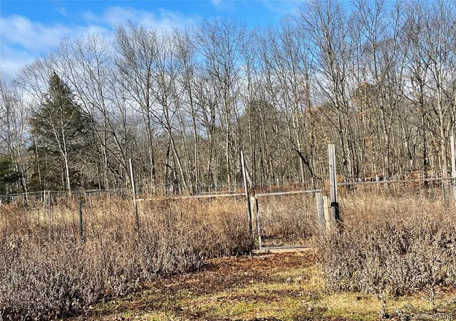 Homes for sale in Hyde Park, NY | 1209 Route 9g, Hyde Park, NY 12538 | MLS# 1003325