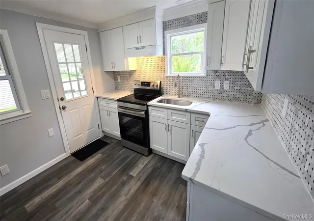 3rd image of 525 Riverleigh Ave #27 Birch, Riverhead, NY 11901 | MLS# 1003342