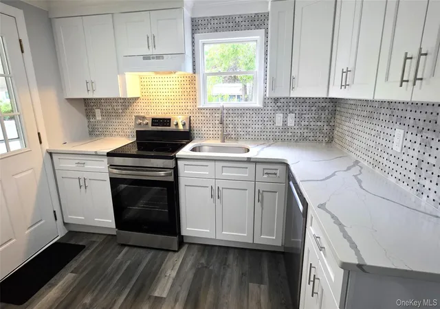4th image of 525 Riverleigh Ave #27 Birch, Riverhead, NY 11901 | MLS# 1003342